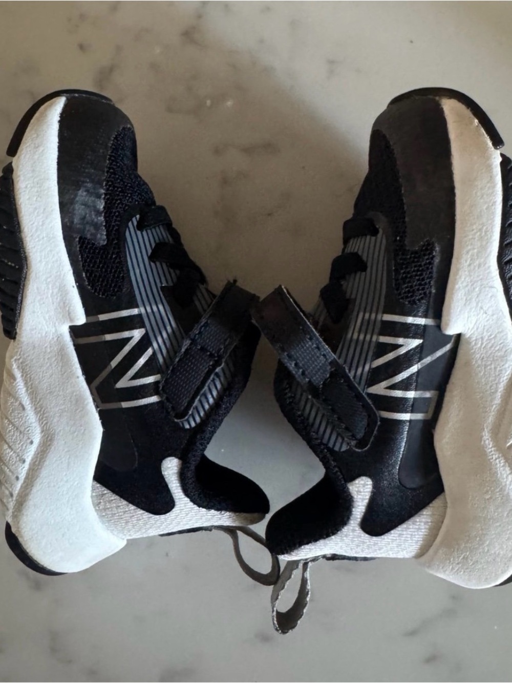 New balance 4 black Velcro shoe